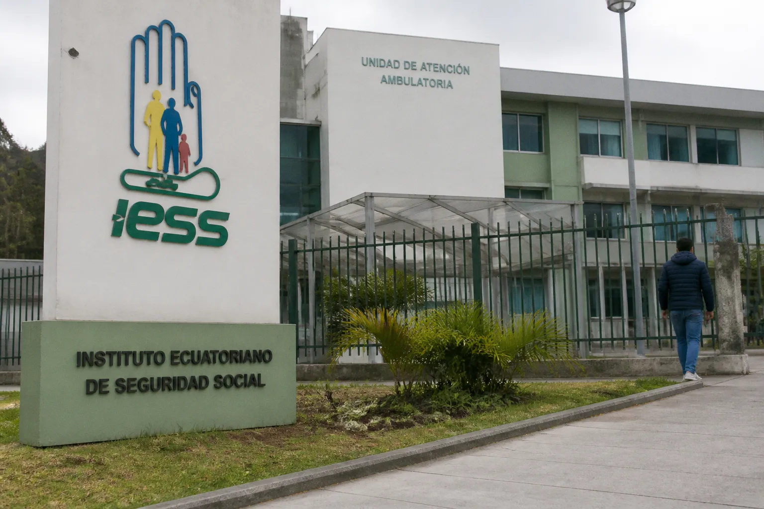 Telemedicina en el IESS: por qué los psicólogos deben auditar la seguridad antes de digitalizarse